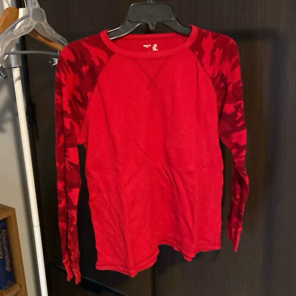 Gap shirt